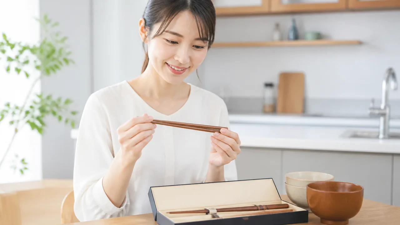 結婚祝いに箸はいらない？避けたい理由と喜ばれる選び方