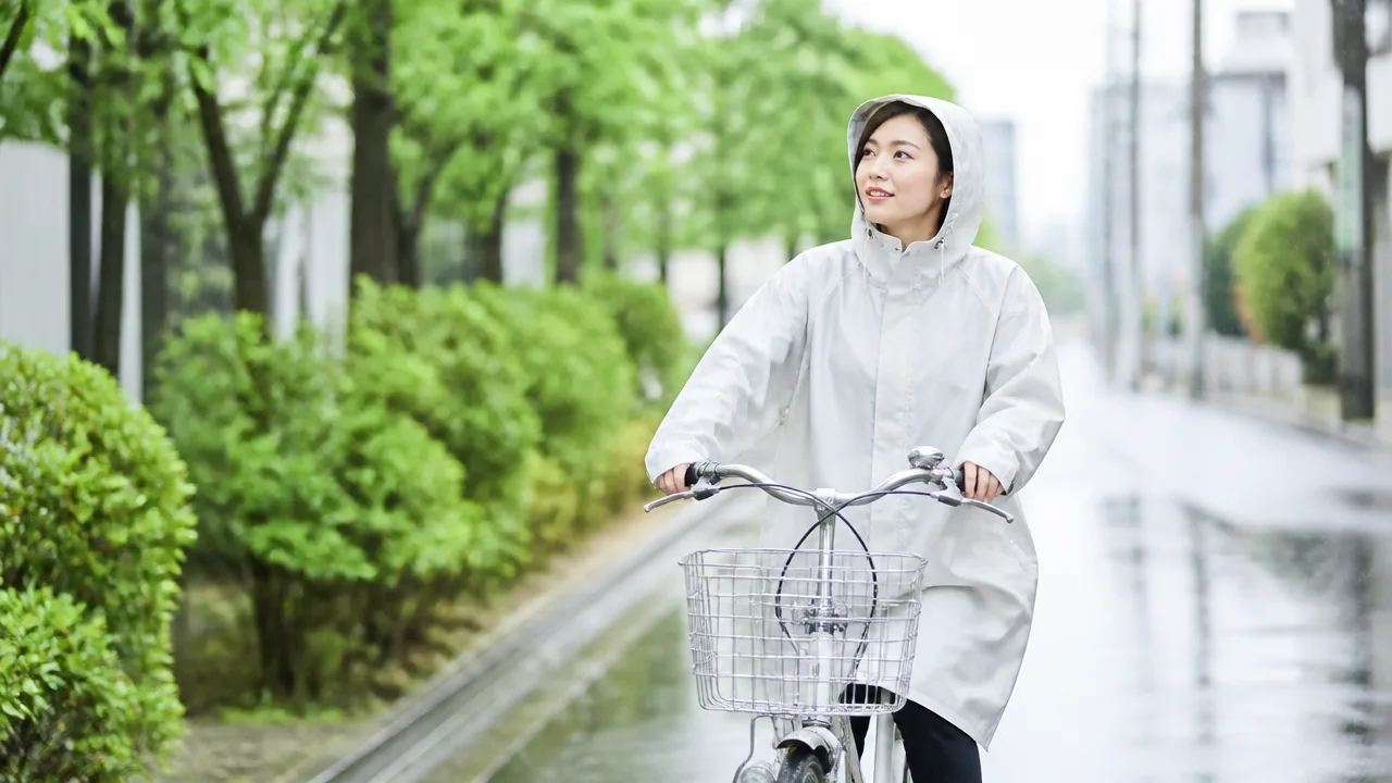 雨量2mmはどのくらい?傘や服装、外出への影響をわかりやすく解説